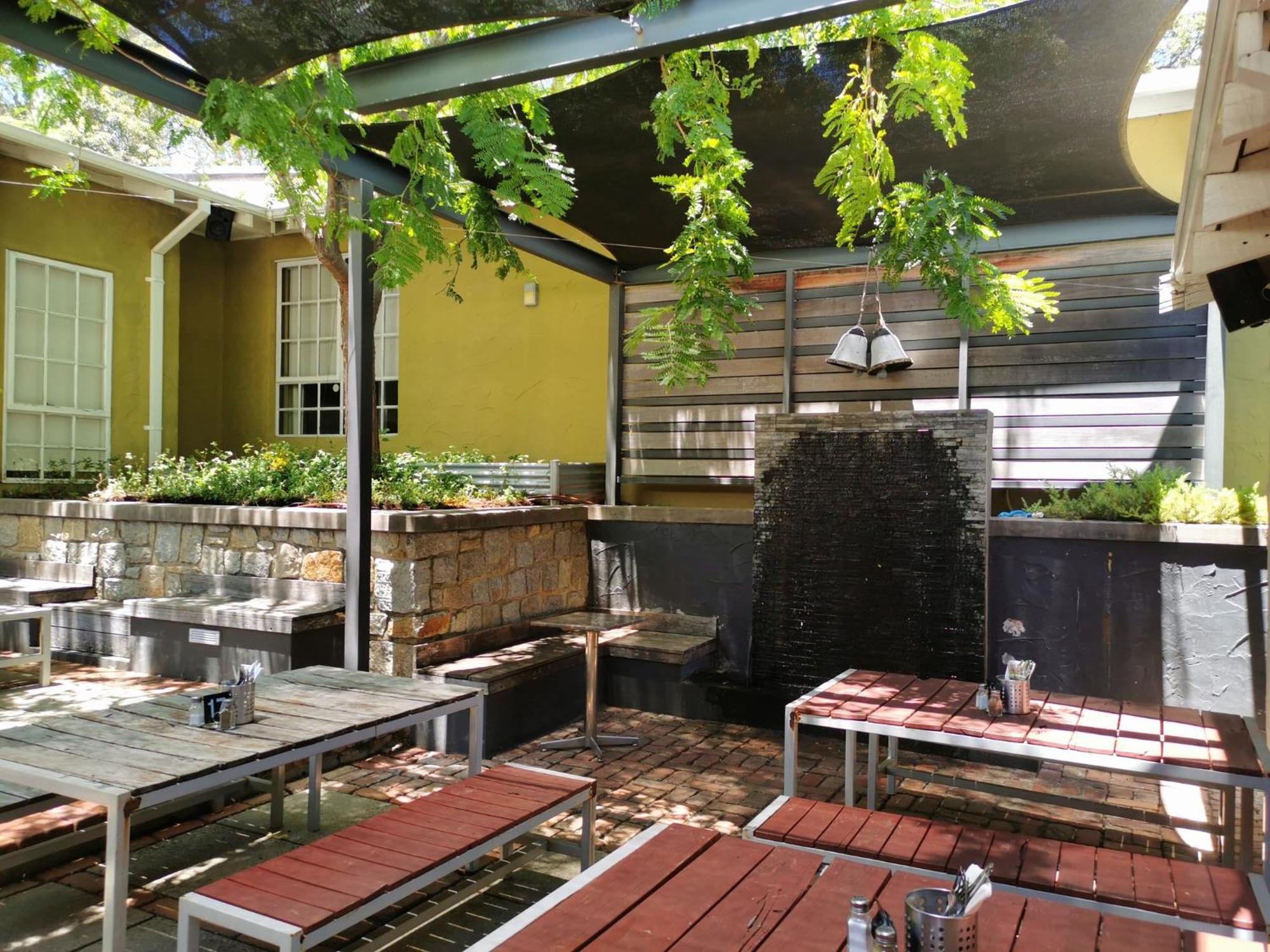 Mahogany Inn And Distillery Mahogany Creek المظهر الخارجي الصورة