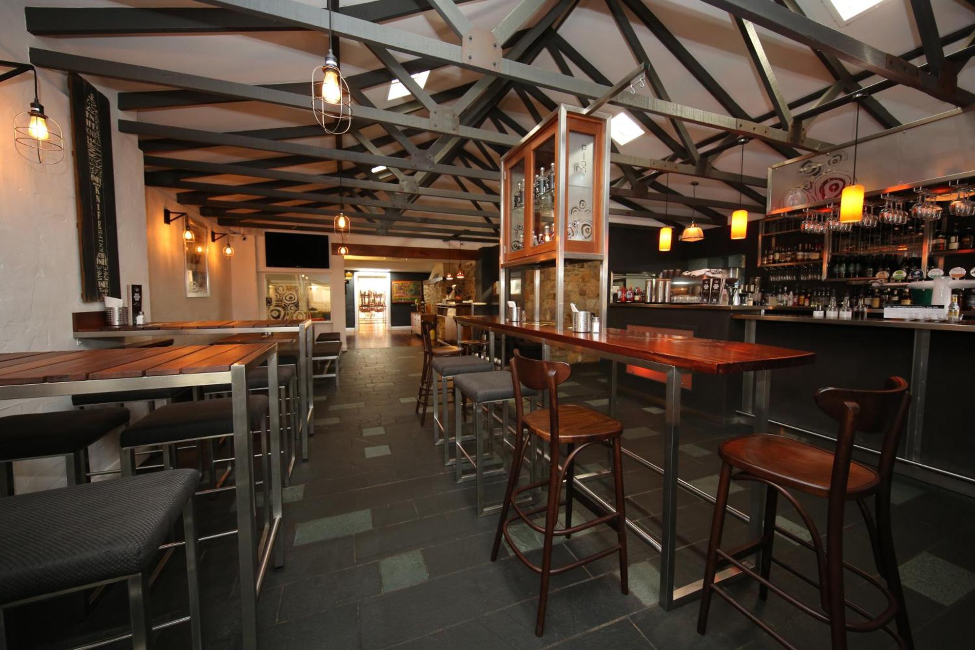 Mahogany Inn And Distillery Mahogany Creek المظهر الخارجي الصورة